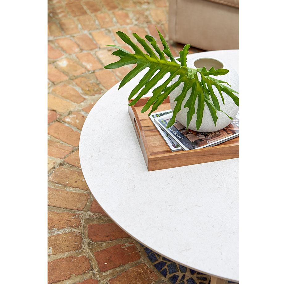 LANE VENTURE Jasper Round Cocktail Table